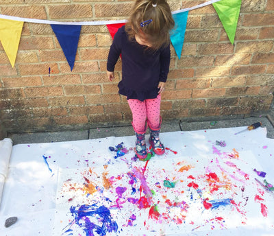 Outdoor Fun With Popping Paint Balloons!