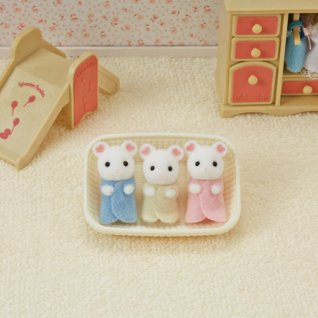 Sylvanian Families - Marshmallow Mouse Triplets 5337