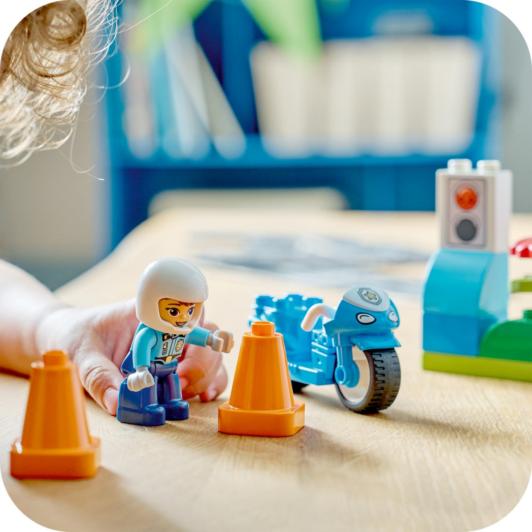 DUPLO® - Blue Police Motorcycle