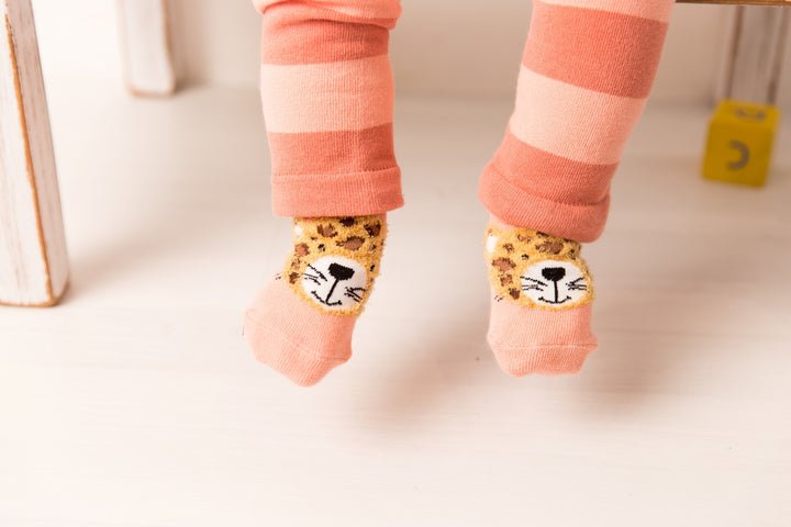 Blade and Rose Socks - Lola the Jaguar (Peach)