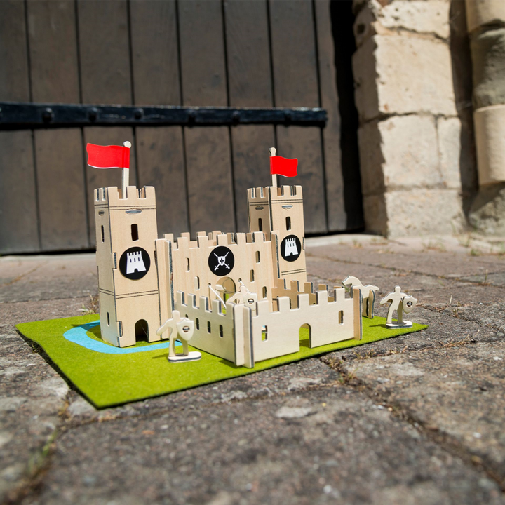 Gift in a Tin - Castle in a Tin