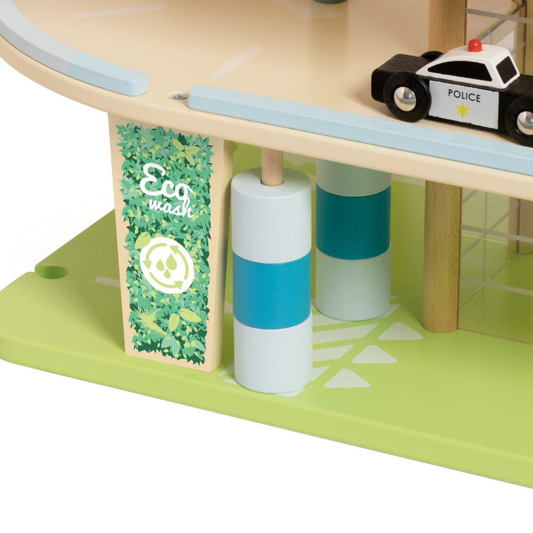 Classic World Green Garage