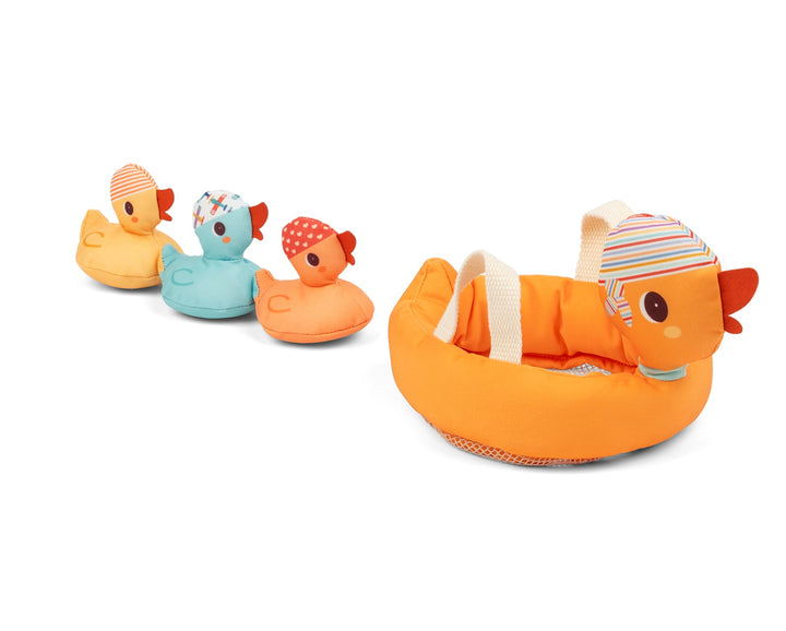 Mommy Duck and her Magnetic Ducklings