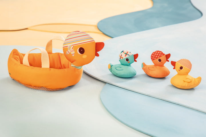Mommy Duck and her Magnetic Ducklings