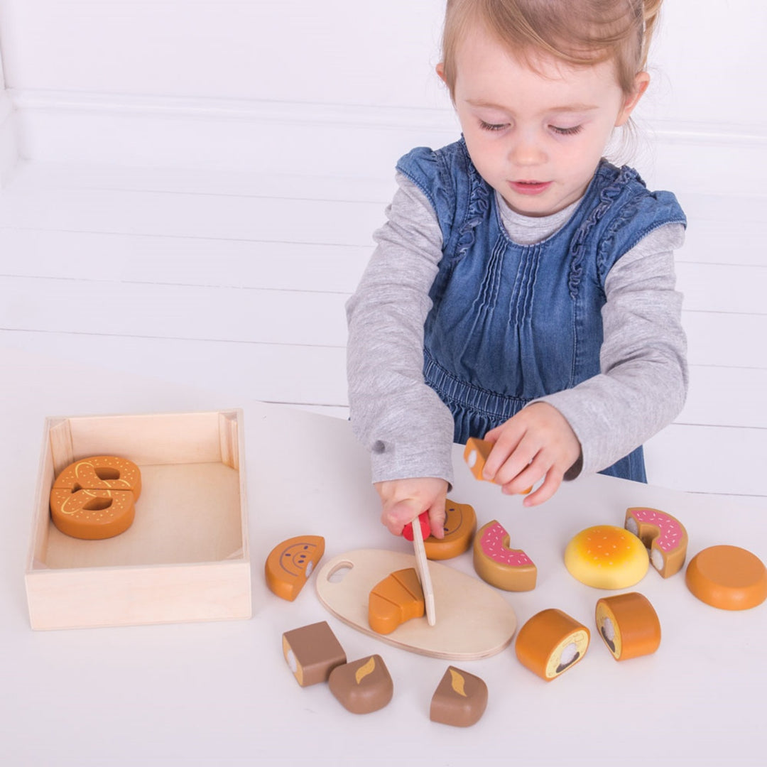 Bigjigs Cutting Bread and Pastries