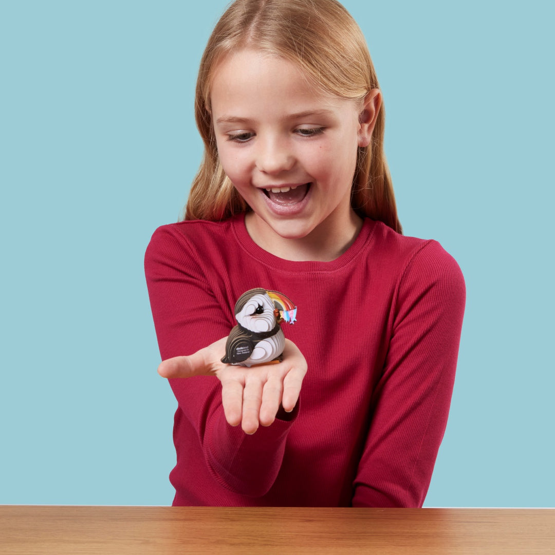 Eugy Puffin 3D Cardboard Model Kit