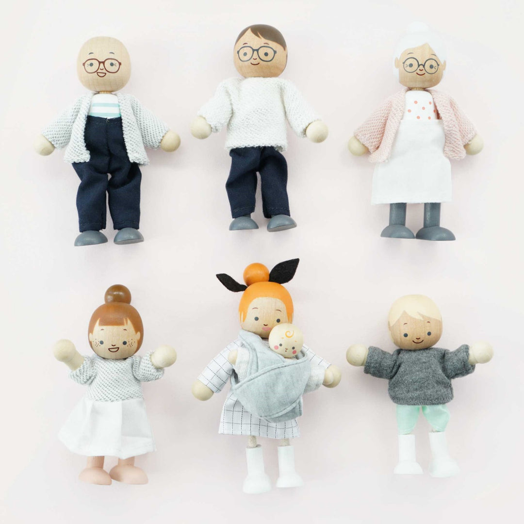 Le Toy Van - Dolls House Family