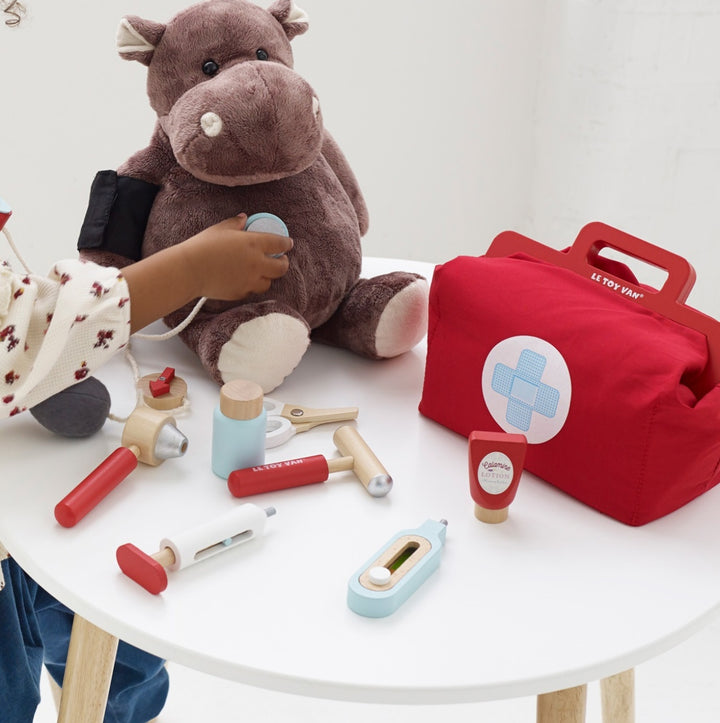 Le Toy Van Doctor&