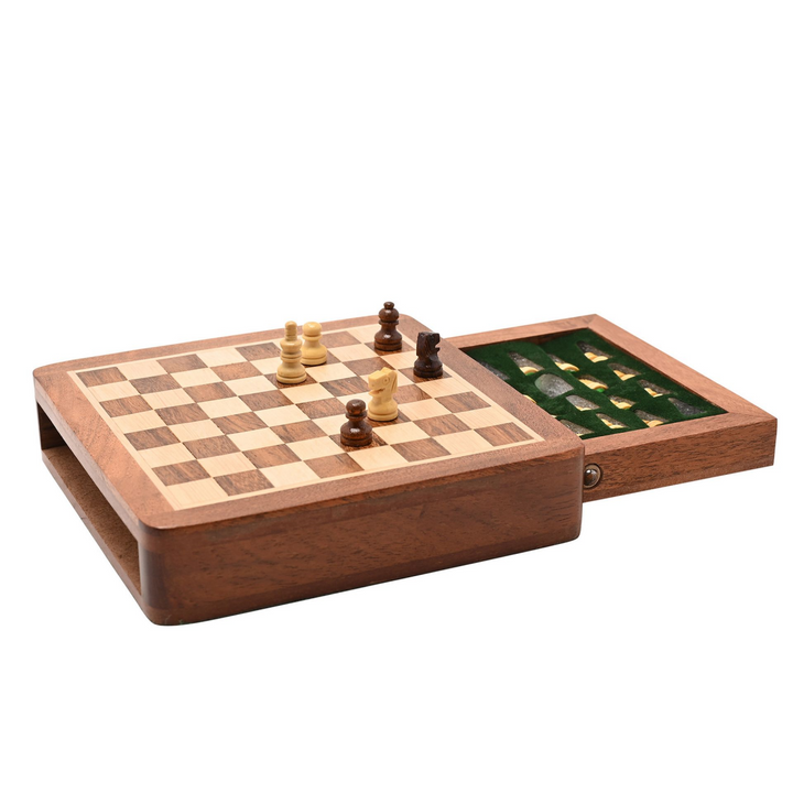 Harvey Makin Wooden Magnetic Chess Set