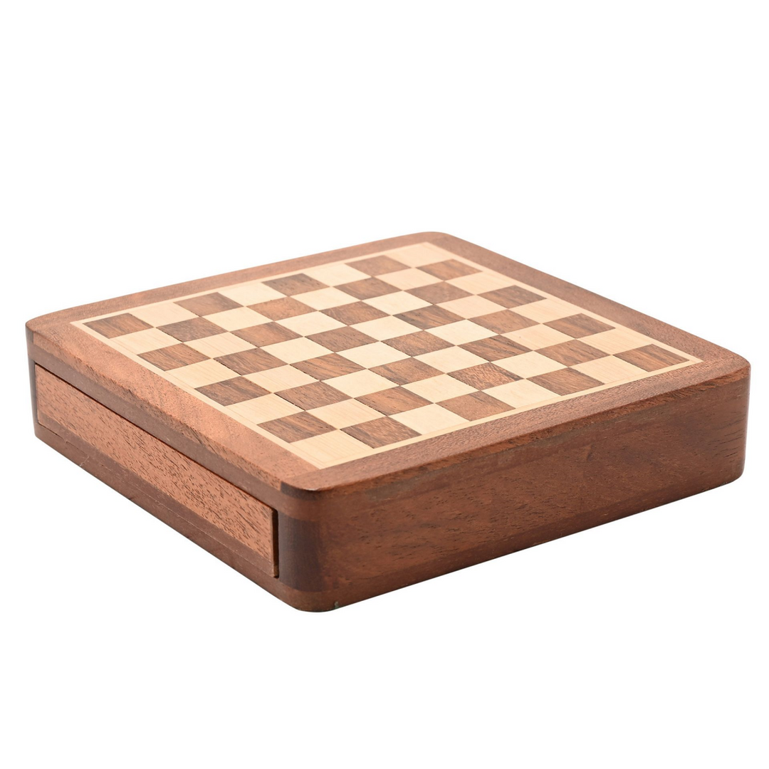 Harvey Makin Wooden Magnetic Chess Set