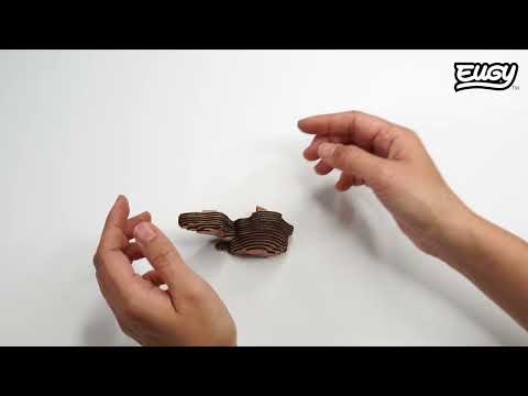 Eugy Camel 3D Cardboard Model Kit